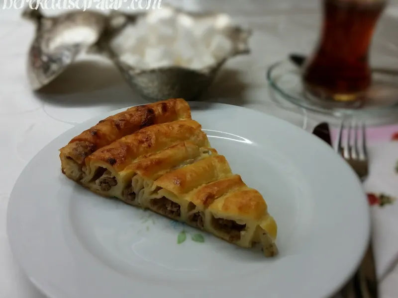 Kıymalı Börek Tarifi