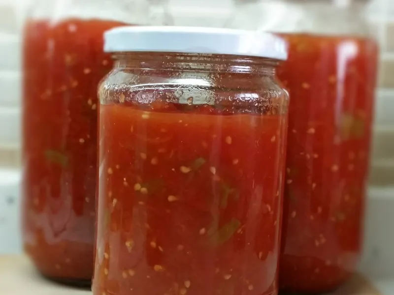 Menemenlik Domates Konservesi