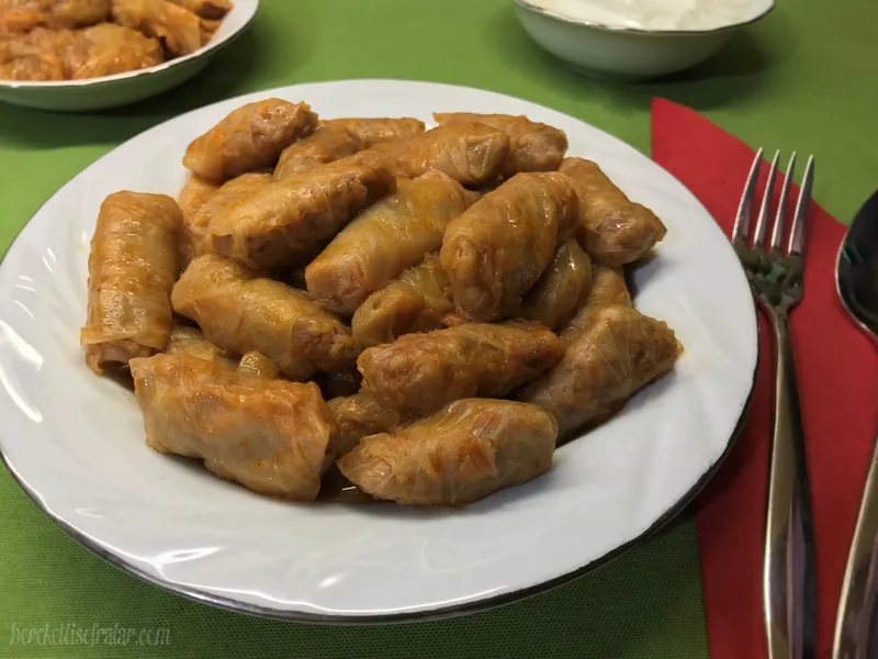 Etli Lahana Sarması